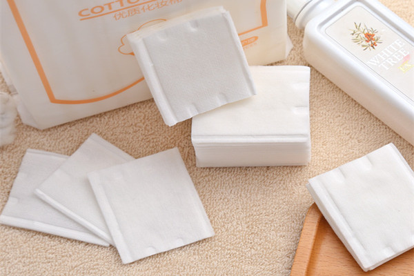 化妝棉和卸妝棉是一樣的嗎 化妝棉和卸妝棉的區(qū)別是什么 化妝棉和卸妝棉是一樣的嗎 化妝棉和卸妝棉的區(qū)別是什么