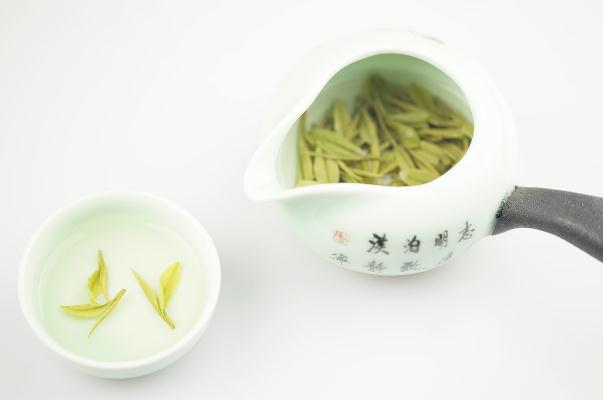 安吉白茶會傷胃嗎 安吉白茶會不會失眠 安吉白茶會傷胃嗎 安吉白茶會不會失眠