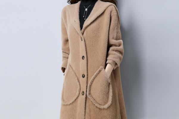 水貂絨會(huì)掉色嗎 貂絨毛衣洗褪色是正常嗎 水貂絨會(huì)掉色嗎 貂絨毛衣洗褪色是正常嗎