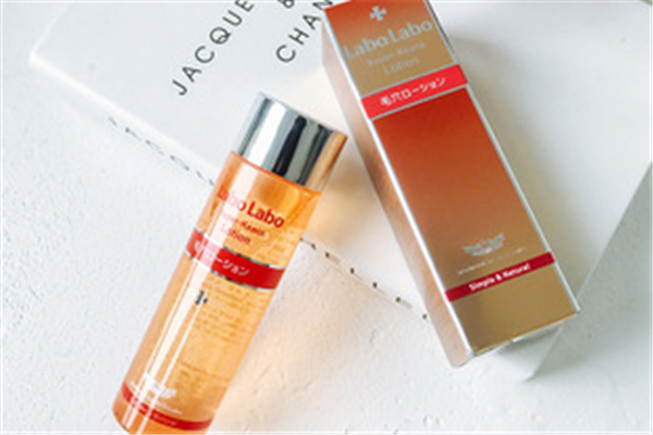 收斂水可以收縮毛孔嗎 收斂水的功效和作用 收斂水可以收縮毛孔嗎 收斂水的功效和作用