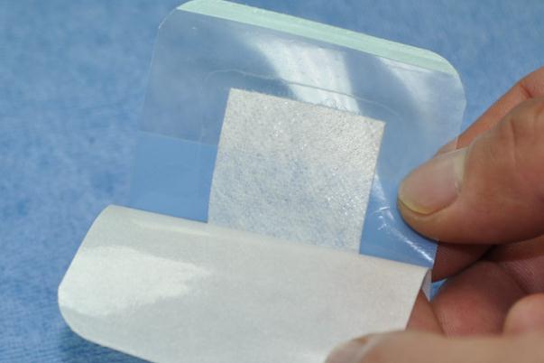 護(hù)臍貼和護(hù)臍帶有什么區(qū)別 護(hù)臍貼怎么撕下來(lái) 護(hù)臍貼和護(hù)臍帶有什么區(qū)別 護(hù)臍貼怎么撕下來(lái)