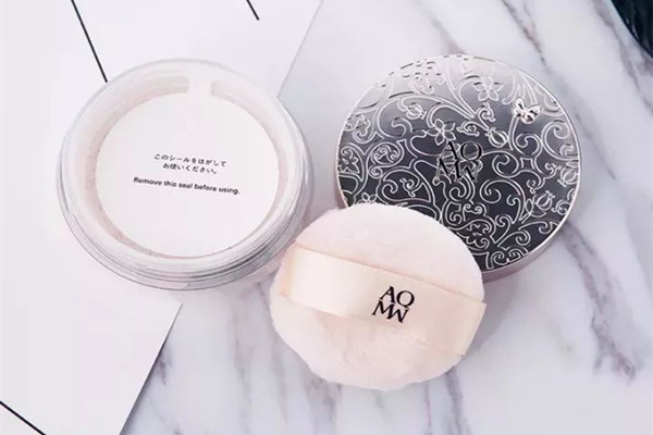 散粉會不會堵塞毛孔 散粉會不會傷害皮膚 散粉會不會堵塞毛孔 散粉會不會傷害皮膚