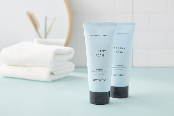 洗面奶會(huì)不會(huì)把毛孔洗大 洗面奶會(huì)不會(huì)導(dǎo)致長(zhǎng)痘