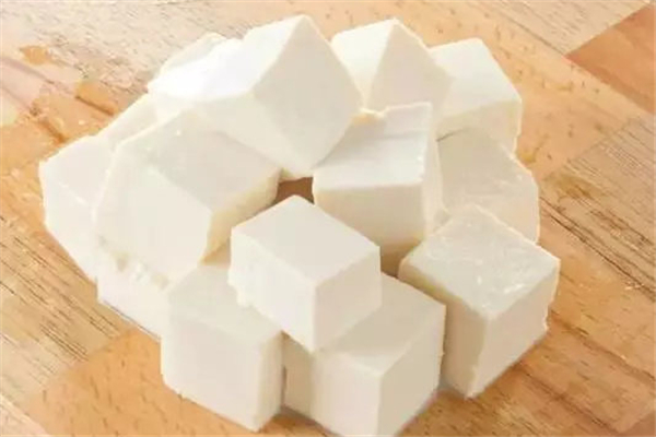 豆腐含嘌呤高嗎 豆腐有什么營養(yǎng)成分 豆腐含嘌呤高嗎 豆腐有什么營養(yǎng)成分