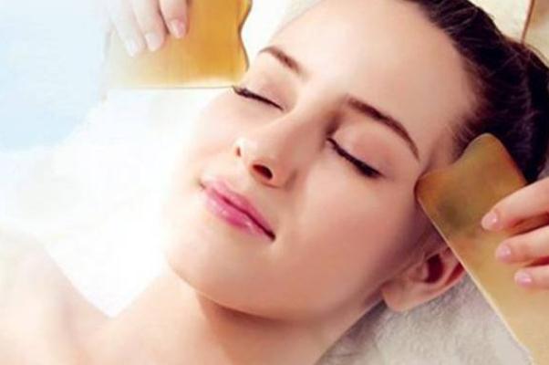 面部刮痧的危害 面部刮痧有用嗎 面部刮痧的危害 面部刮痧有用嗎