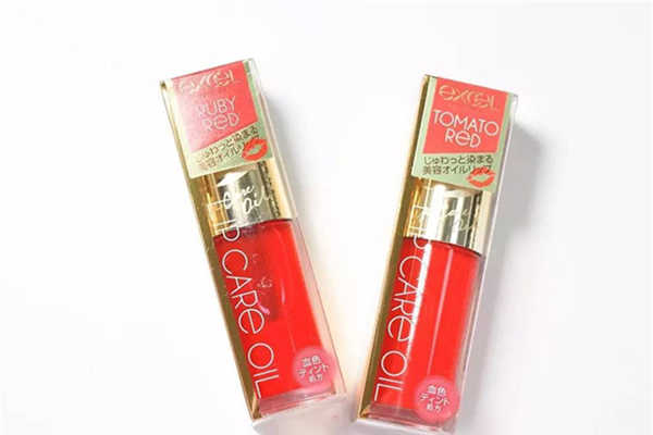 唇蜜有必要買(mǎi)嗎 唇蜜會(huì)黏嘴唇嗎 唇蜜有必要買(mǎi)嗎 唇蜜會(huì)黏嘴唇嗎