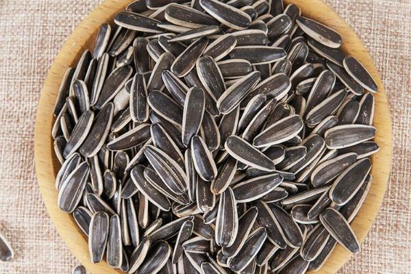 葵瓜子是種子還是果實(shí) 葵瓜子是發(fā)性食物嗎 葵瓜子是種子還是果實(shí) 葵瓜子是發(fā)性食物嗎