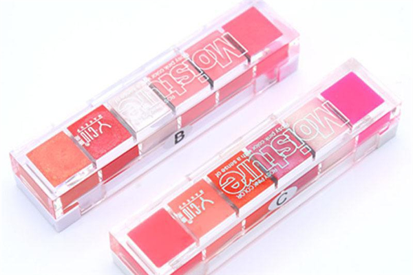 唇蜜可以和唇釉一起用嗎 唇蜜什么時候涂 唇蜜可以和唇釉一起用嗎 唇蜜什么時候涂