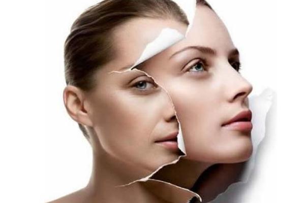 去角質(zhì)有痘痘可以用嗎 去角質(zhì)有副作用嗎 去角質(zhì)有痘痘可以用嗎 去角質(zhì)有副作用嗎