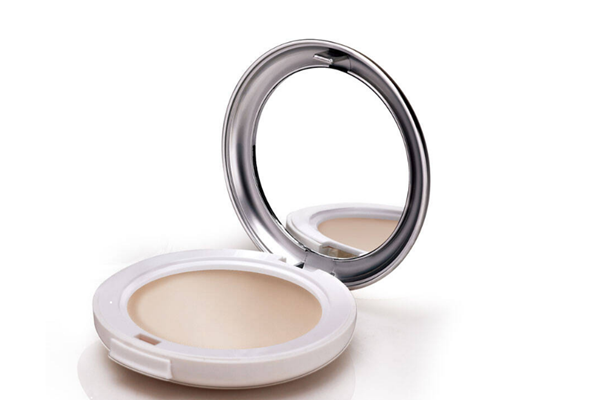 粉餅和散粉可以一起用嗎 粉餅和散粉哪個(gè)效果好 粉餅和散粉可以一起用嗎 粉餅和散粉哪個(gè)效果好