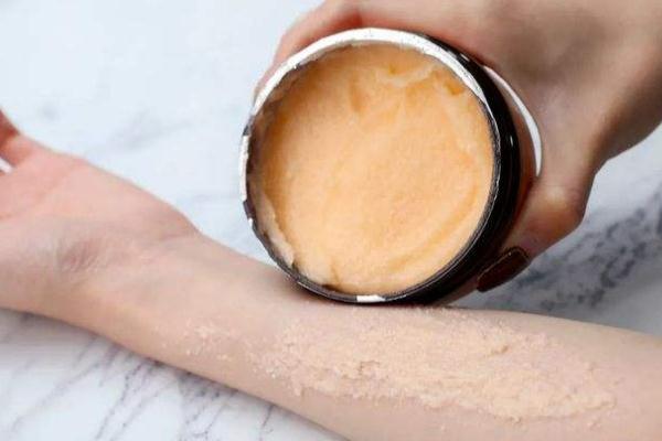 去角質對黑頭有效嗎 去角質對閉口粉刺有效果嗎 去角質對黑頭有效嗎 去角質對閉口粉刺有效果嗎