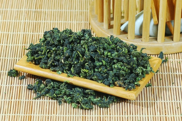 鐵觀音的保質(zhì)期是多久 鐵觀音怎么鑒別好壞 鐵觀音的保質(zhì)期是多久 鐵觀音怎么鑒別好壞