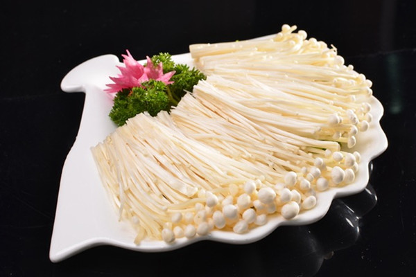 金針菇尿酸高可以吃嗎 金針菇糖尿病人可以吃嗎 金針菇尿酸高可以吃嗎 金針菇糖尿病人可以吃嗎