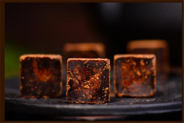 黑糖可以直接吃嗎 黑糖可以做什么美食 黑糖可以直接吃嗎 黑糖可以做什么美食