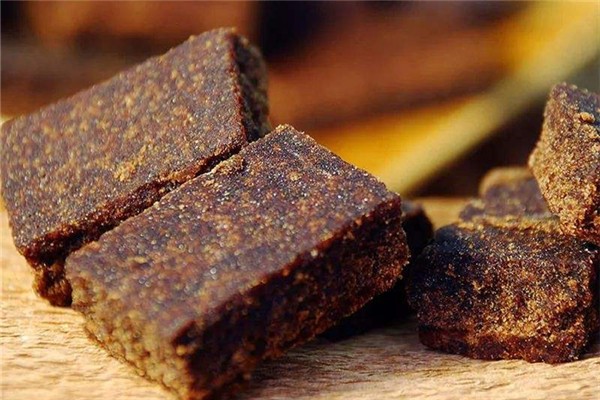 黑糖可以直接吃嗎 黑糖可以做什么美食 黑糖可以直接吃嗎 黑糖可以做什么美食