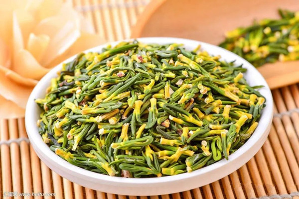 蓮子心泡水喝的適宜人群 蓮子心泡水哪些人不能喝 蓮子心泡水喝的適宜人群 蓮子心泡水哪些人不能喝