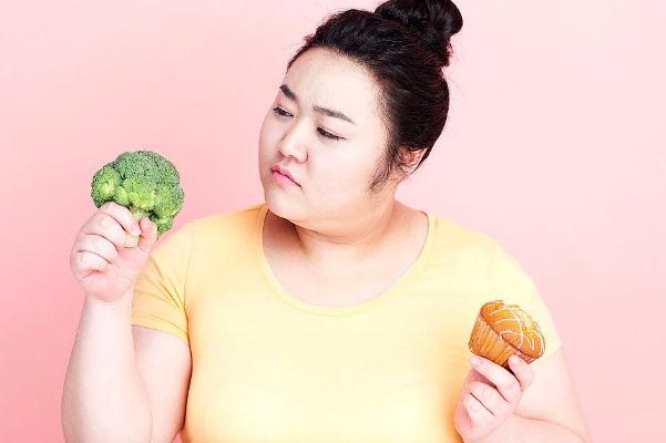 節(jié)食減肥是指不吃飯嗎 節(jié)食減肥是什么意思 節(jié)食減肥是指不吃飯嗎 節(jié)食減肥是什么意思