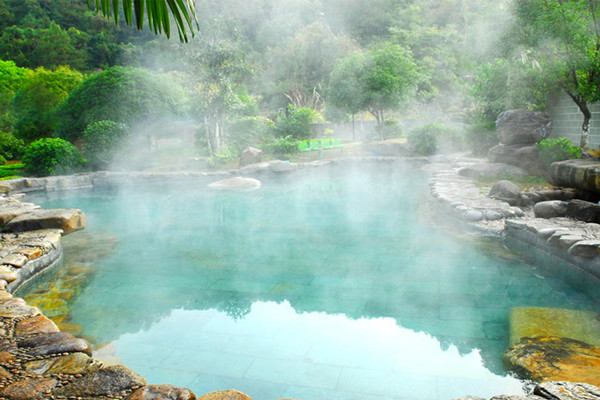 泡溫泉是飯前好還是飯后好 泡溫泉孕婦可以泡嗎 泡溫泉是飯前好還是飯后好 泡溫泉孕婦可以泡嗎