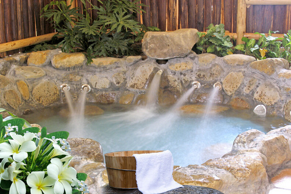 泡溫泉下雨可以泡嗎 泡溫泉會(huì)不會(huì)感染婦科病 泡溫泉下雨可以泡嗎 泡溫泉會(huì)不會(huì)感染婦科病