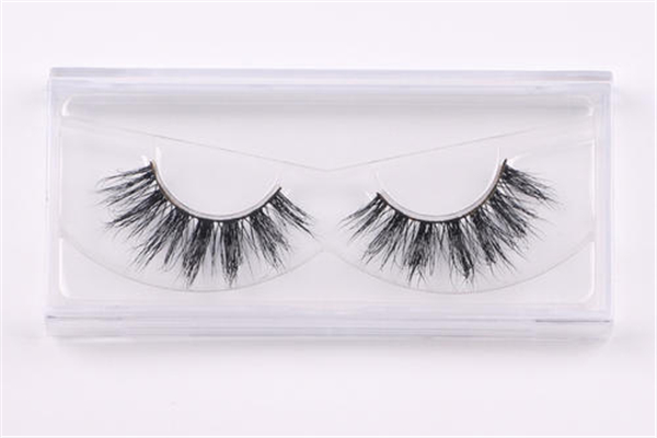 假睫毛貼的好還是磁石的好 假睫毛貼的太翹怎么辦 假睫毛貼的好還是磁石的好 假睫毛貼的太翹怎么辦