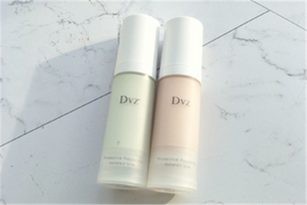 妝前乳可以用來護(hù)膚嗎 妝前乳對皮膚有好處嗎 妝前乳可以用來護(hù)膚嗎 妝前乳對皮膚有好處嗎