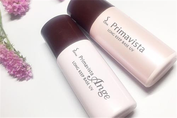 妝前乳用手還是美妝蛋 妝前乳用什么工具上妝 妝前乳用手還是美妝蛋 妝前乳用什么工具上妝