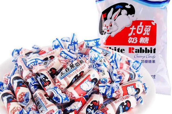 大白兔奶糖一顆多少克 大白兔奶糖一斤大概能有多少顆 大白兔奶糖一顆多少克 大白兔奶糖一斤大概能有多少顆