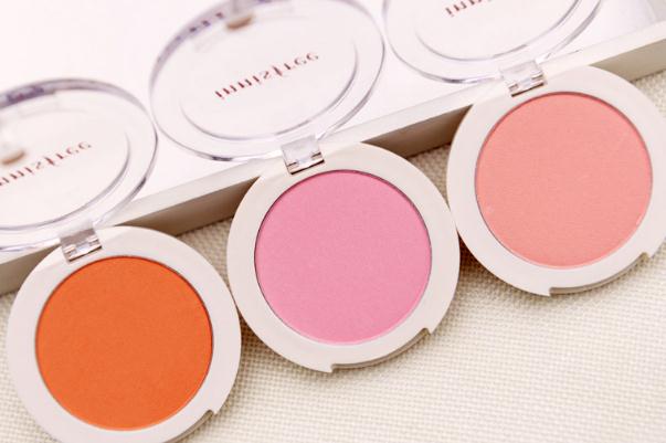 腮紅的正確涂抹位置 腮紅的分類有哪幾種 腮紅的正確涂抹位置 腮紅的分類有哪幾種