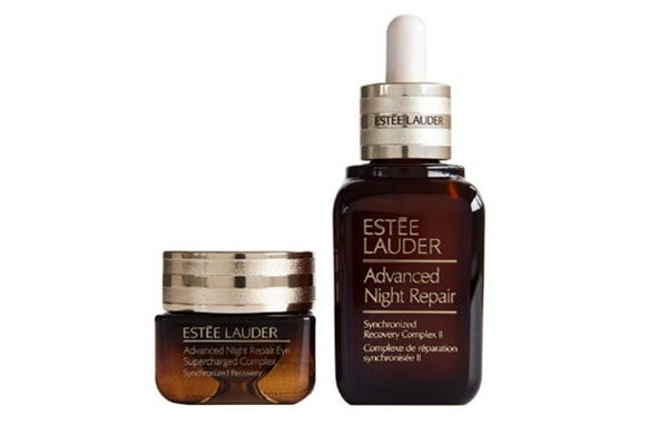 眼部精華白天用還是晚上用 眼部精華適合多大年齡用 眼部精華白天用還是晚上用 眼部精華適合多大年齡用