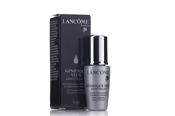 眼部精華能代替眼霜嗎 眼部精華抹上為什么有點刺痛 眼部精華能代替眼霜嗎 眼部精華抹上為什么有點刺痛