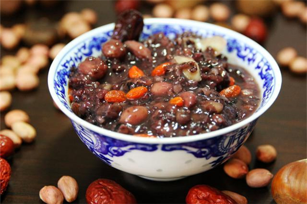 臘八粥有哪八種食材 臘八粥用什么鍋煮最好 臘八粥有哪八種食材 臘八粥用什么鍋煮最好