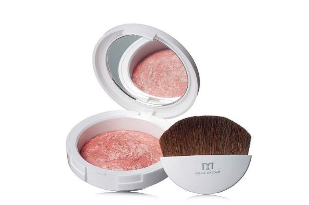 腮紅要用刷子嗎 腮紅要和眼影搭配嗎 腮紅要用刷子嗎 腮紅要和眼影搭配嗎