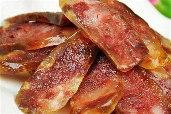 臘腸晾曬多少天可以吃 臘腸曬的太干了怎么辦 臘腸晾曬多少天可以吃 臘腸曬的太干了怎么辦