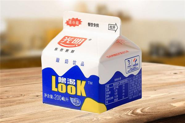 光明酸奶有營養(yǎng)嗎 光明酸奶有什么好處 光明酸奶有營養(yǎng)嗎 光明酸奶有什么好處