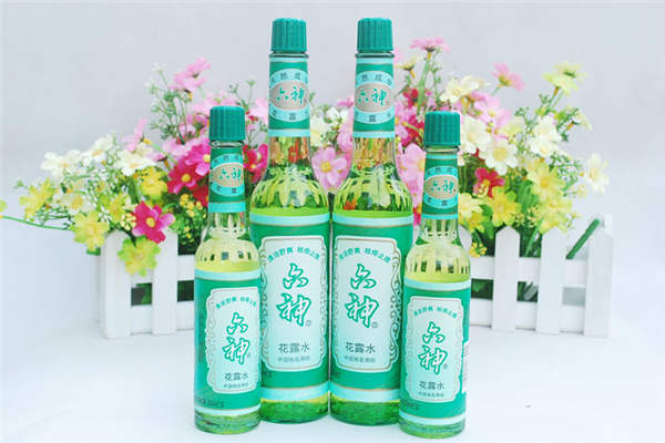 六神花露水可以驅(qū)蚊子嗎 六神花露水可以驅(qū)跳蚤嗎 六神花露水可以驅(qū)蚊子嗎 六神花露水可以驅(qū)跳蚤嗎