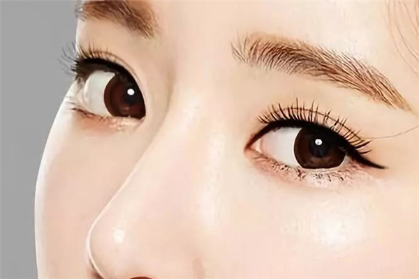 美瞳線是粗的好看還是細(xì)好看 美瞳線做什么顏色好看 美瞳線是粗的好看還是細(xì)好看 美瞳線做什么顏色好看