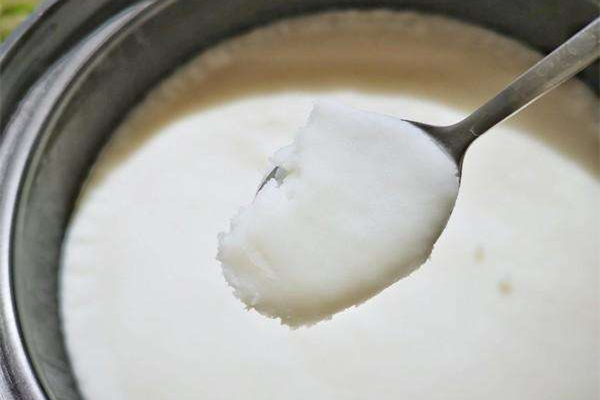 豬油用水熬還是用油熬 豬油怎么煉又白又好吃 豬油用水熬還是用油熬 豬油怎么煉又白又好吃