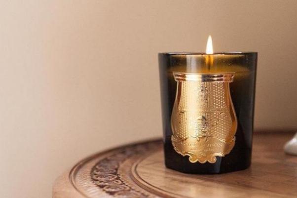 香薰蠟燭有黑煙正常嗎 香薰蠟燭冒黑煙的原因 香薰蠟燭有黑煙正常嗎 香薰蠟燭冒黑煙的原因