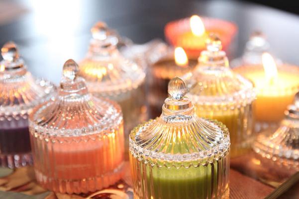 香薰蠟燭第一次要燒多久 香薰蠟燭哪種材質(zhì)好 香薰蠟燭第一次要燒多久 香薰蠟燭哪種材質(zhì)好