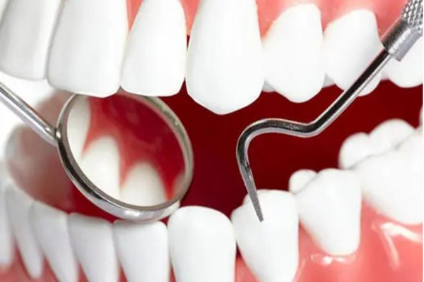 洗牙要多長時間 洗牙會導(dǎo)致牙齦萎縮嗎 洗牙要多長時間 洗牙會導(dǎo)致牙齦萎縮嗎