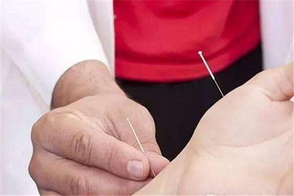 針灸可以豐胸嗎 針灸對女性有什么好處 針灸可以豐胸嗎 針灸對女性有什么好處