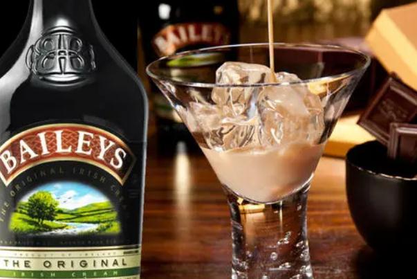 百利甜酒開(kāi)了能放多久 百利甜酒保質(zhì)期多長(zhǎng)時(shí)間 百利甜酒開(kāi)了能放多久 百利甜酒保質(zhì)期多長(zhǎng)時(shí)間