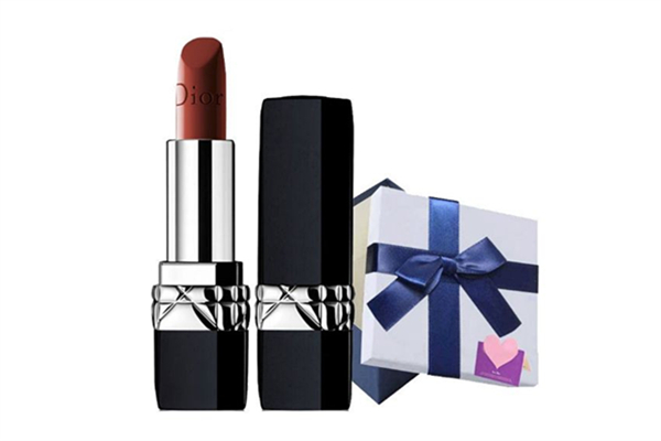 迪奧和香奈兒是一個(gè)檔次的嗎 迪奧和香奈兒的香水哪個(gè)好 迪奧和香奈兒是一個(gè)檔次的嗎 迪奧和香奈兒的香水哪個(gè)好