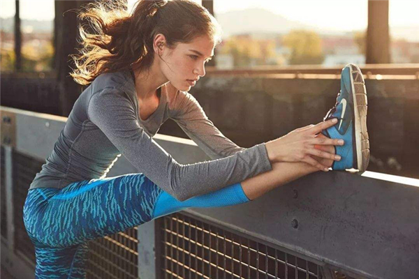 拉伸運動后可以洗澡嗎 拉伸運動要注意什么 拉伸運動后可以洗澡嗎 拉伸運動要注意什么