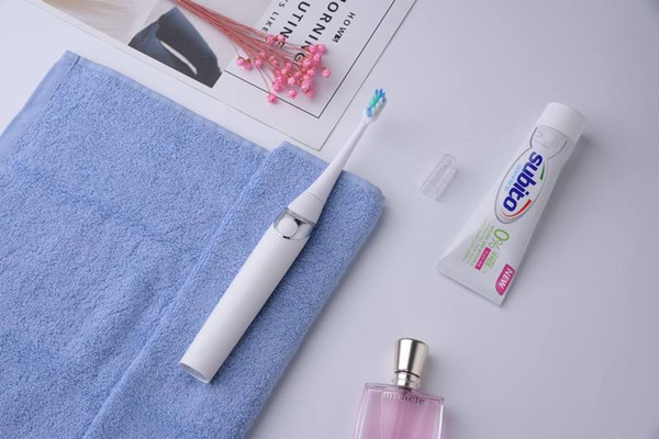 電動牙刷刷頭多長時間換一次 電動牙刷刷頭都是通用的嗎 電動牙刷刷頭多長時間換一次 電動牙刷刷頭都是通用的嗎