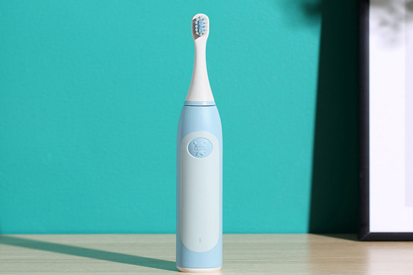 電動(dòng)牙刷充一次電大概能用多久 電動(dòng)牙刷充電要多久充滿(mǎn) 電動(dòng)牙刷充一次電大概能用多久 電動(dòng)牙刷充電要多久充滿(mǎn)