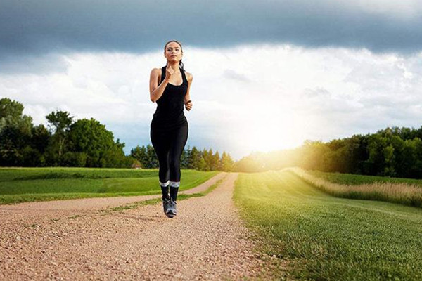 乳酸堆積和肌肉拉傷的區(qū)別 乳酸堆積吃什么緩解 乳酸堆積和肌肉拉傷的區(qū)別 乳酸堆積吃什么緩解