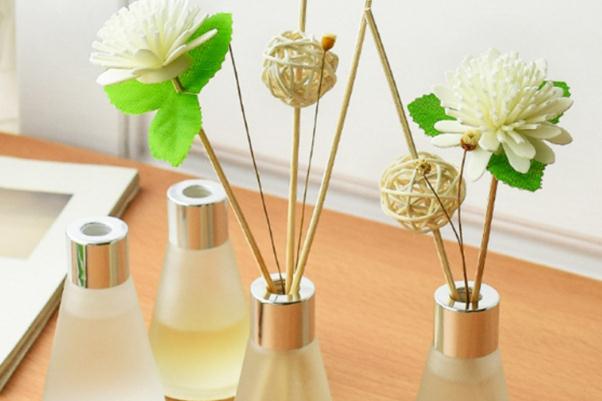 香薰精油什么味道好 香薰精油對(duì)身體有害嗎 香薰精油什么味道好 香薰精油對(duì)身體有害嗎