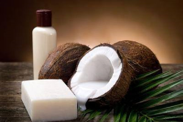 椰子油的美容方法 椰子油需要乳化嗎 椰子油的美容方法 椰子油需要乳化嗎