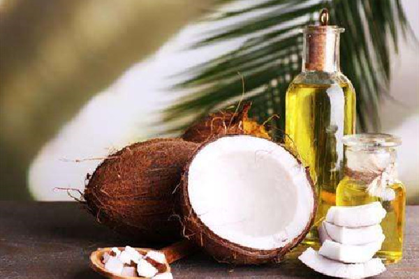 椰子油卸妝能卸干凈嗎 椰子油卸妝的正確方法 椰子油卸妝能卸干凈嗎 椰子油卸妝的正確方法